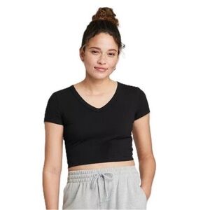 Black wild fable top/Size Medium